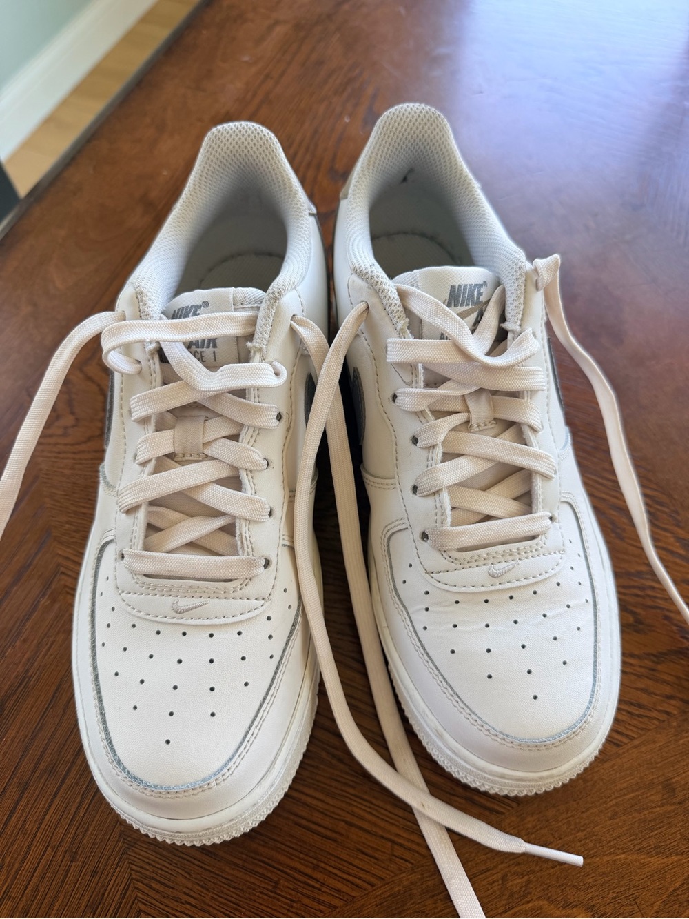 Nike Kids White Air Force 1 Sneakers with Grey Swoosh - Picture 3 of 10
